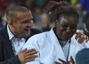 Эмили Андеоль: Би Олимпын аварга болсондоо хэтэрхий харамсаж байна