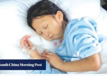 Дүүгийнхээ төлөө аяга будаагаар гол зогоож байсан  бүсгүй нас баржээ