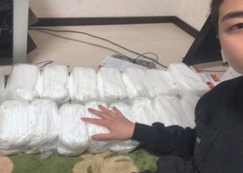 Монгол бүсгүйтэй  ханилсан Тaкума юүтүбер үнэгүй мaск явуулжээ