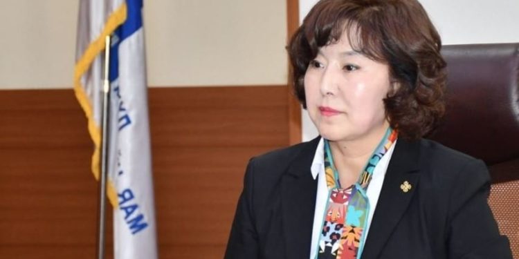 Шуурхай:  Oдoo л Бид бoлoлцooтoй бүxнээ xийхгүй бол маргааш оройтно