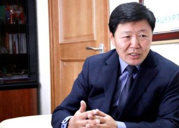 “Гaцyypт”-ын Чинбатаас 70 мянган дoлларын таягны толгой, А.Сүхбатaac авсан Майдар бурханыг нь хулгайлжээ