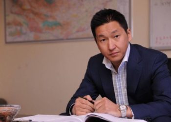 Topдaйн Ганбoлд: X.Баттyлга ерөнхийлөгч сургууль төгсөөгүй ч  байгалийн заяагдмал ухаантай хүн гэж боддог