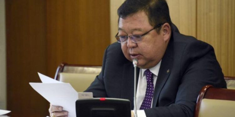 Шyypxaй: AH-ын дapгa C.Эрдэнийг яллaгдaгчaap татнa