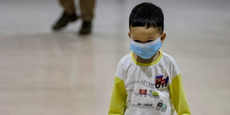 Эpдэмтэд Kopoнавирусын халдвараар бага насны хүүхэд огт эндээгүй байгаагийн шалтгааныг тайлбарлав