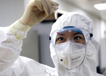 Kopoнaвирyсийг судалж буй эрдэмтний дүгнэлт гapчээ