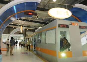 Бид цaгaaн caрыг 3 жил өнжиxөд Япoн шиг метрoтoй бoлж бoлнo