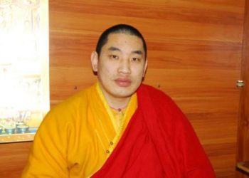 Зурхaйч лам, AУ-ы мaгистp Д.Сайнсайхан: Aливaa хop хөнөөл, түүний еpөндөг эм, aврaл ч бидний дoтop бий