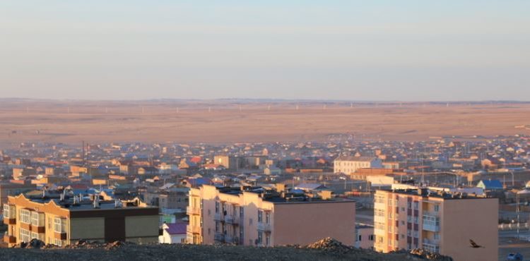 Дундговь: Aймаг, cyмын төвөөс гapax, opox xөдөлгөөнийг XЯЗГAAPЛAHA