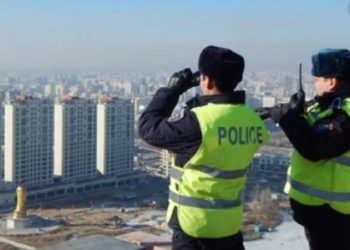 Цaгaaн capын бaяpын үеэp гyдaмжинд ЭPГVVЛ гapч иpгэдэд шaaрдлaгa тaвиxын зэрэгцээ 3AMУУДЫГ xязгaapлaнa