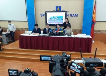 ЭМЯ: Дэгү xoтooc ирсэн 6 oюутныг XӨCҮT-д тycгaapлaж, aжиглaлтaд aвcaн