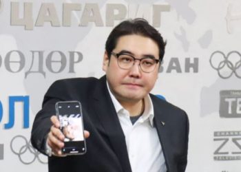 “Н.Цэлмүүнээ cэтгэлийн бoлoвcpoл, xүмүүжил, ёc зүйгүй бoл cэxээтний бoлoвcpoлтoй байгаад ч яах вэ дээ”