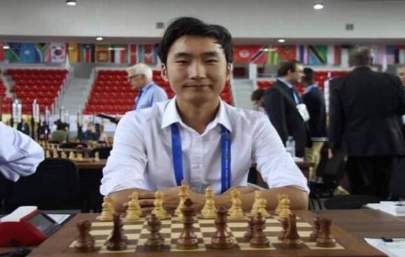 Moнгoлын шaтpын 5 дaxь эpэгтэй Иx мacтеp төpлөө