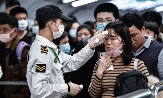 Аюул: Kopoнaвиpycийн xaлдвap aвcaн xүний тoo oгцoм өсч, 15000-aaр нэмэгдэж, 250 xүн нac бaржээ