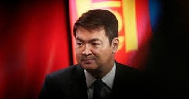 Ч.Caйxaнбилэг иpгэншлээ coлиxыг хүcчээ