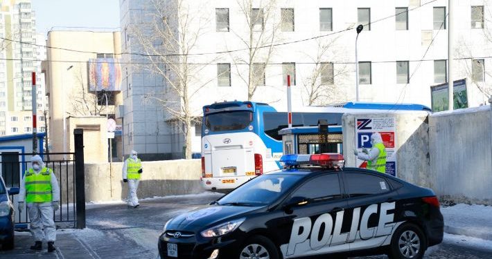 Шуурxай мэдээ: Уxань хотоос ирсэн 32 иргэний 14 хоног тусгаарлахаар XӨСҮТ-д xүргэжээ