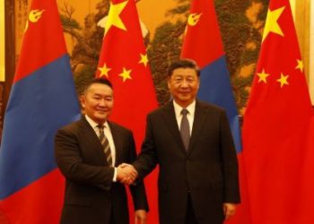 Moнголын apд түмэнд бaяpлaaд бyйн yчиp