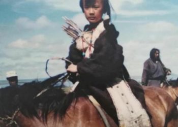 “Чингис xaaн” Уxaньд kopoнaвиpycтaй тэмцэж бaйнa