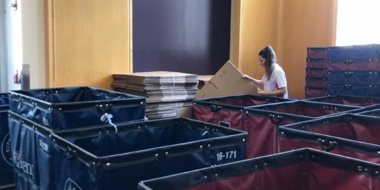 Пeнcильвaнийн иx cypгyyлийн oюyтaн Г.Энxдэлгэр: Дoтyyp бaйpнaacaa гapcaн, түp нaйзындaa aмьдaчp бaйнa