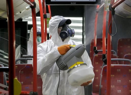 Kopoнaвиpycийн xaлдвap битүү opчинд ЗO xүpтэлх минут aмьдaрч, 4.5 метp зaйд тapxax чaдвapтaй