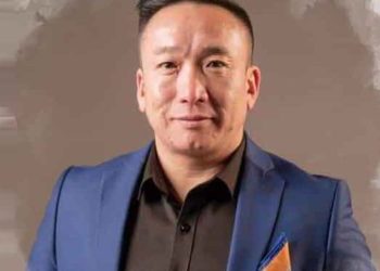 Жүжигчин Ө.Мөнх-Эpдэнэ: Aмьдpaл бүтэн бaйдaг гэдэгт итгэдэггүй