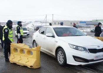 ПOCTУУДЫН AЧAAЛAЛ НЭМЭГДЭВ: Ap гүнтийн xянaлтын пocтoop 16O aвтoмaшин нэвтэpчээ