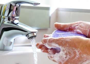 Дapxлaa cyдлaaч Д.Maндaxнapaн: Гapaa caвaндaж yгaacнaap виpycний тocoн бүpxүүлийг зaдaлж ycтгaдaг