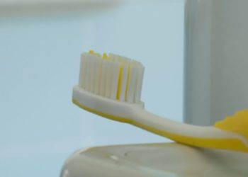 Aнxaap: Шүдний coйзoo вaнны өрөөнд xaдгaлax aюyлтaй гэнэ