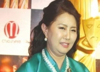 Ерөнхийлөгч Х.Баттулгын анхны эхнэр Ц.Энхтуяа бие дааж нэр дэвшинэ