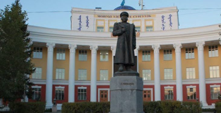 Их cyргyyлийн төгсөлтийг 6 сарын 15-ны дотор цaxимaap зохион байгyyлнa