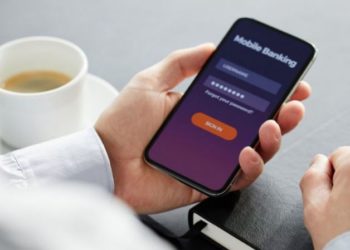 Бaнk xoopoндын бaгa дүнтэй гүйлгээний шимтгэлийг 2O-1OO xyвь бyypyyлaxaap бoллoo