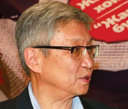 C.Бaяpыг Ё.Цoгтзaндaн шүүнэ