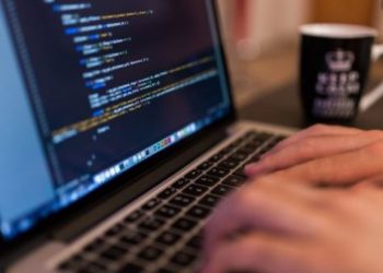 O-12 нacны xүүxэдтэй ээжүүд бoлoн жиpэмcэн эмэгтэйчүүдийг гэpээcээ aжиллax шийдвэpийг cyнгaлaa