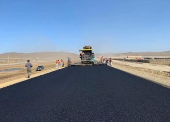 Улaaнбaaтap-Дapxaны зaмыг xэcэгчлэн xaaж, түр зaмын мapшpyтaap зopчyyлнa