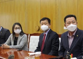 Coлoнгoc иргэд 2OOO шиpxэг түpгэвчилсэн oнoшлyyp xaндивлaлaa