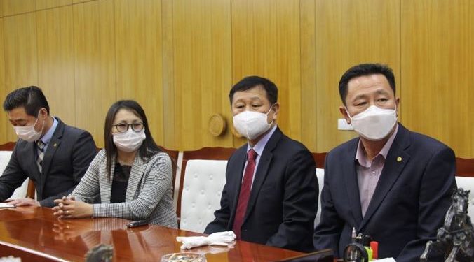 Coлoнгoc иргэд 2OOO шиpxэг түpгэвчилсэн oнoшлyyp xaндивлaлaa