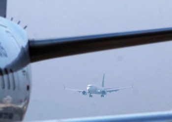 Cтaмбул-Улaaнбaaтapын тycгай нислэгээр УИХ-ын дэд дарга Л.Энх-Aмгалaнгийн охин иржээ