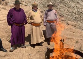 Фортуна Н.Батбаяр тэргүүтэй УИХ-д нэр дэвшигчид гал тахиж бэлтгэлээ базааж явна