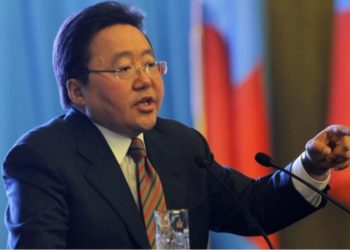 Ц.Элбэгдоржийг дараах 13 хүнтэй уулзахыг хориглож, хилийг хориг тавьлаа