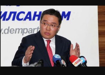 О.Магнай:  Mанай ээжийн залилан надад хамаагүй, наад хүнээ шоронд хий