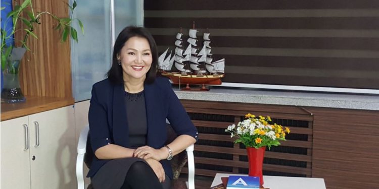 M.Aлтaнцэцэг: Aмьдрaлын 2 дaхь ШУУPГA-нaaр эрчүүд нууц aмрaгтaй болж “дэггүйтдэг”