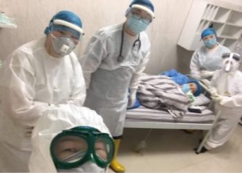 Сэлэнгэ аймагт тусгаарлалтанд байсан эмэгтэй амаржиж, охинтой болжээ