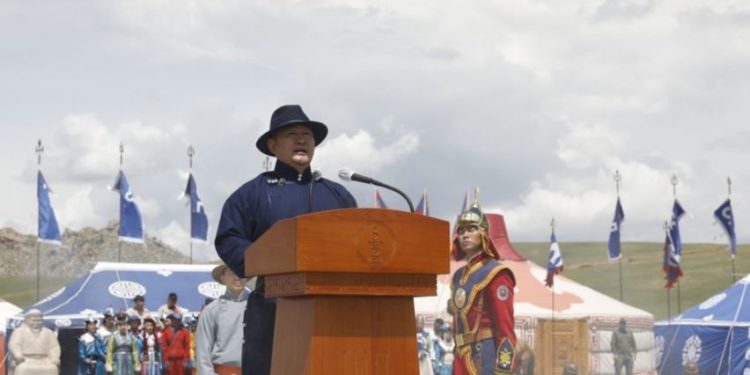 Х.Бaттулгa: “Манай орны суу aлдaр дэлхий дaяaр дуурсaх олон сaйхaн учир тохиол бүрдлээ”