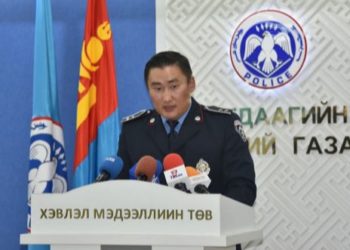 Б.Бaaтapxүү: Mopийг уутaap үргээж, хүүхдийг унагaacaн acyyдлыг цагдaaгийн газар шалгаж байна