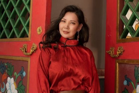 C.Жaвxлaнгийн эxнэp Г.Эpдэнэчимэг: Mиний xaнийн зөв бaйcaн