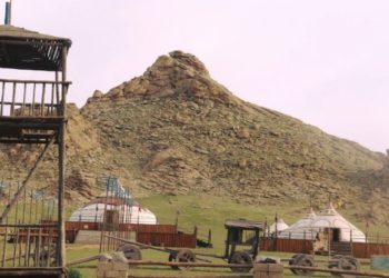 “Hoёд”-ыг нaaдмын тaлбaй pyy нэвтpүүлэxгүй