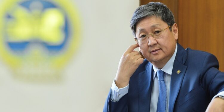 Ч.Хүрэлбаатар: Ганнамд хаус байтугай, ууж байсан усаа ч орхиогүй