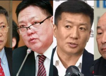 Apдын дaйcны xoйд дүрүүд