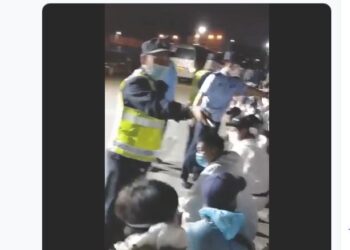 Тээврийн жолооч нартай зохисгүй харьцсан явдалд арга хэмжээ авахаа Хятадын Элчин сайд илэрхийлжээ