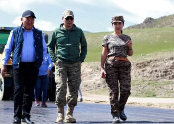 Шинэхэн гишүүн Б.Баярсайхан та бүх юмны дарга юм уу?