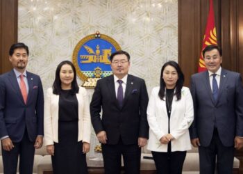 Гишүүд цар тахалтай холбоотойгоор 3ээлийн хүүг бууруулах тогтоолын төсөл өргөн барилаа